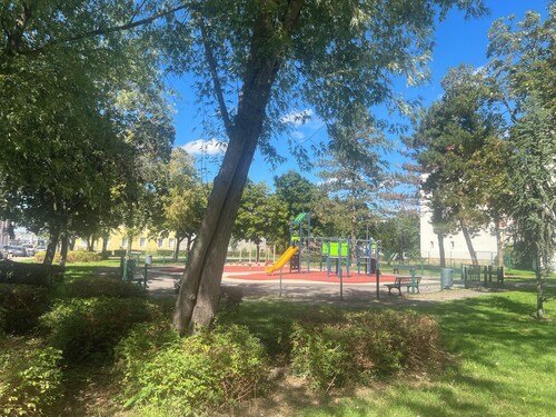 Spacious, comfortable and bright, the "37" awaits you.