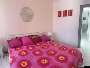 3 bedrooms, iron/ironing board, internet, bed sheets - Spacious, comfortable and bright, the "37" awaits you. (Mulhouse)
