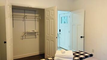 2 chambres, accès au Wi-Fi (inclus), literie fournie