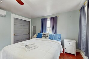 3 chambres, fer et planche à repasser, accès Internet, draps fournis