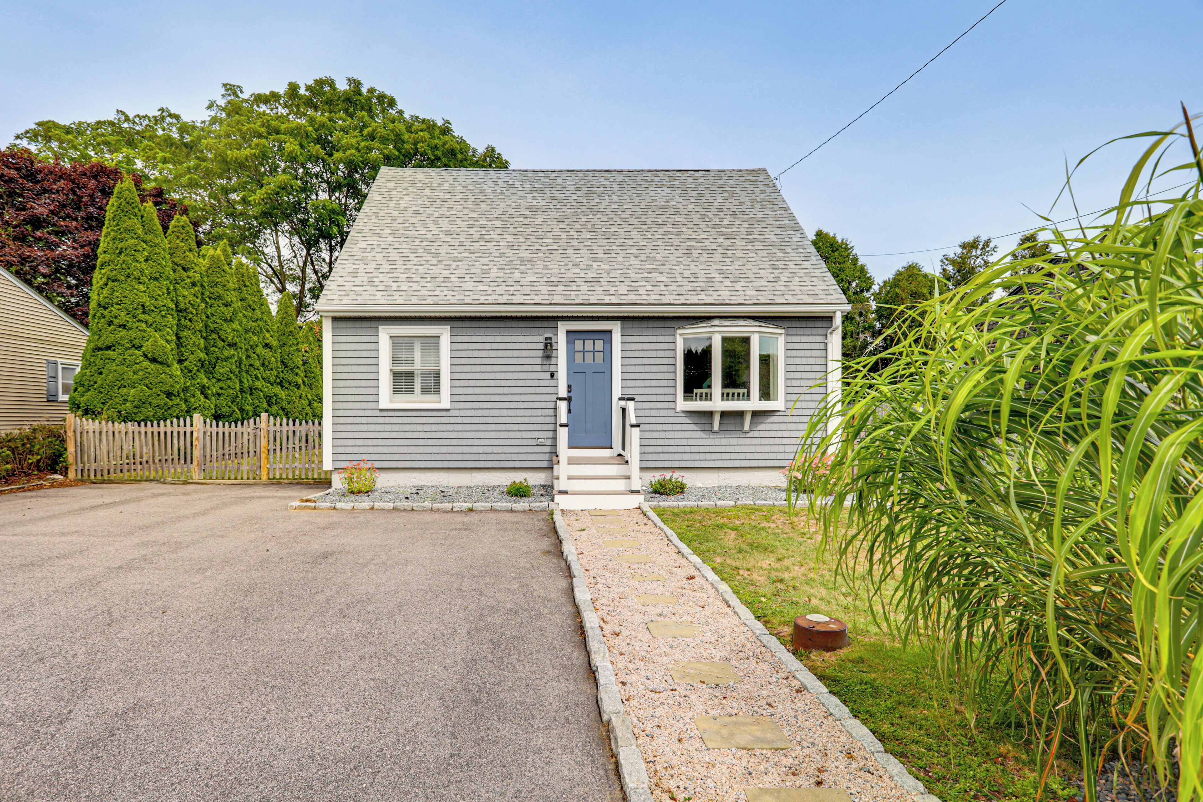 South Kingstown Vacation Rental | 4BR | 2BA | 1,160 Sq Ft | 5 Steps to Enter