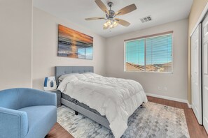 3 bedrooms, iron/ironing board, WiFi, bed sheets