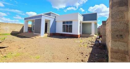 4 bedroom villa arusha bypass