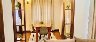 Elegant escape-njiro