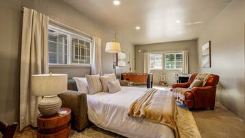 3 bedrooms, internet, bed sheets