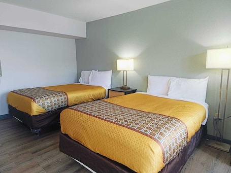 Room, Non Smoking (2 Full Beds) | Desk, free WiFi, bed sheets