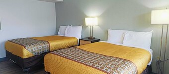 Capital O Travelers Inn Lawton Fort Sill