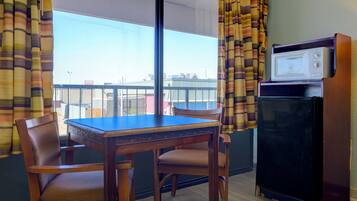 Desk, free WiFi, bed sheets