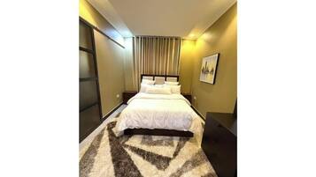 1 habitación, internet y ropa de cama