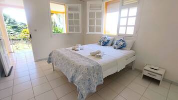 4 makuuhuonetta, Wi-Fi, vuodevaatteet