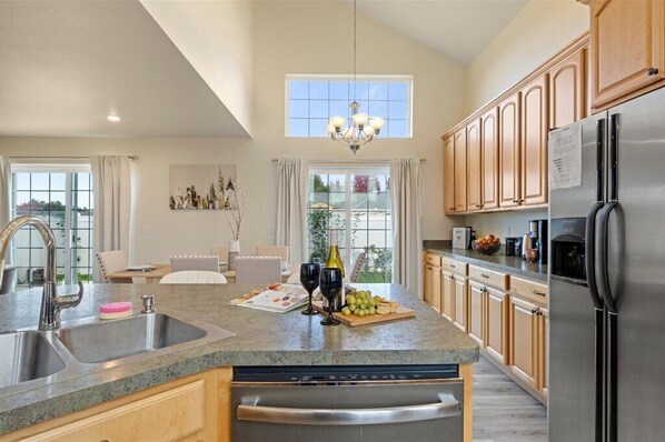 Microwave, oven, stovetop, dishwasher