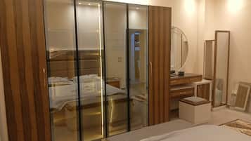 3 bedrooms, WiFi, bed sheets