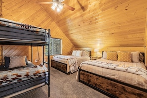 4 bedrooms, iron/ironing board, travel cot, free WiFi