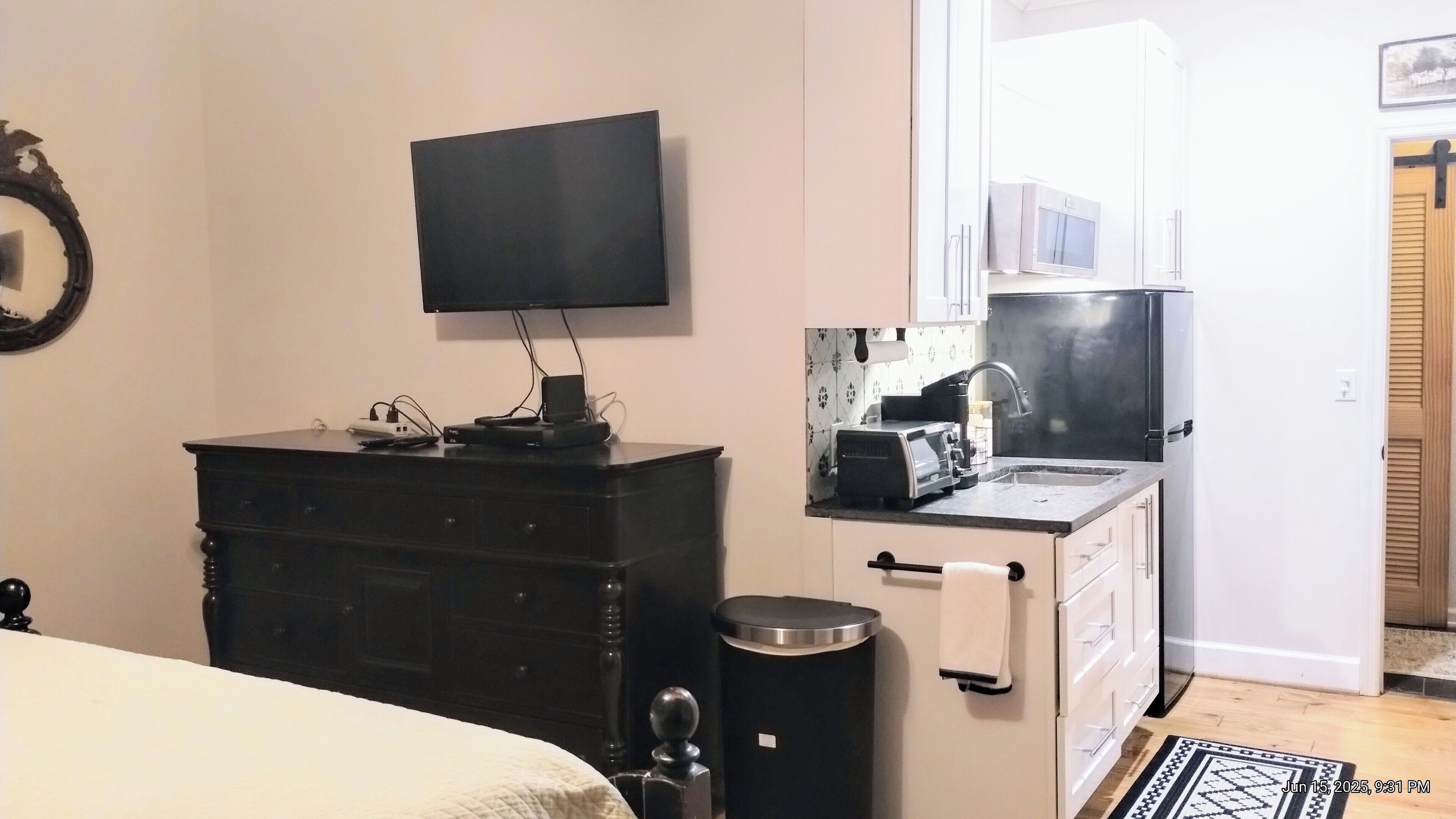 1 bedroom, iron/ironing board, WiFi, bed sheets