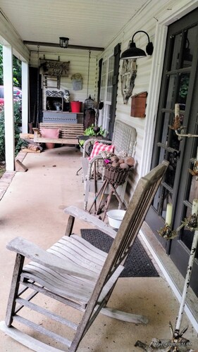 Charming 1 BR Lake Access Apartment in delightful Ashville