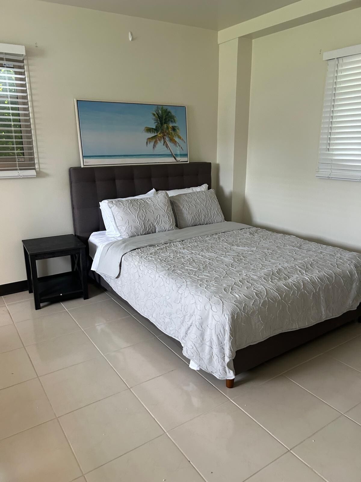 1 bedroom, internet, bed sheets