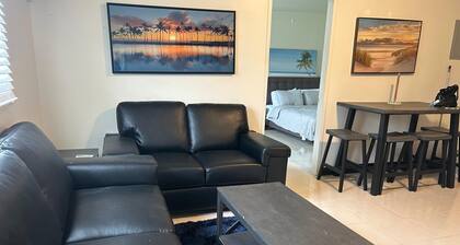 Fabulous apartment with AC in Piti near Fish Eye Park!