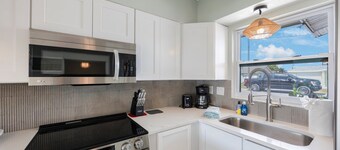 Waterfront 3/2 in Hudson, Fish from Dock!