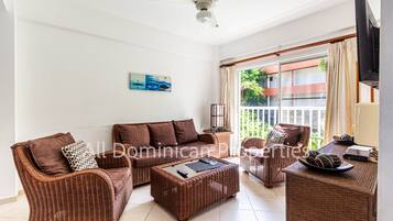 Apartamento, 2 quartos, para fumantes, sacada | Sala de estar