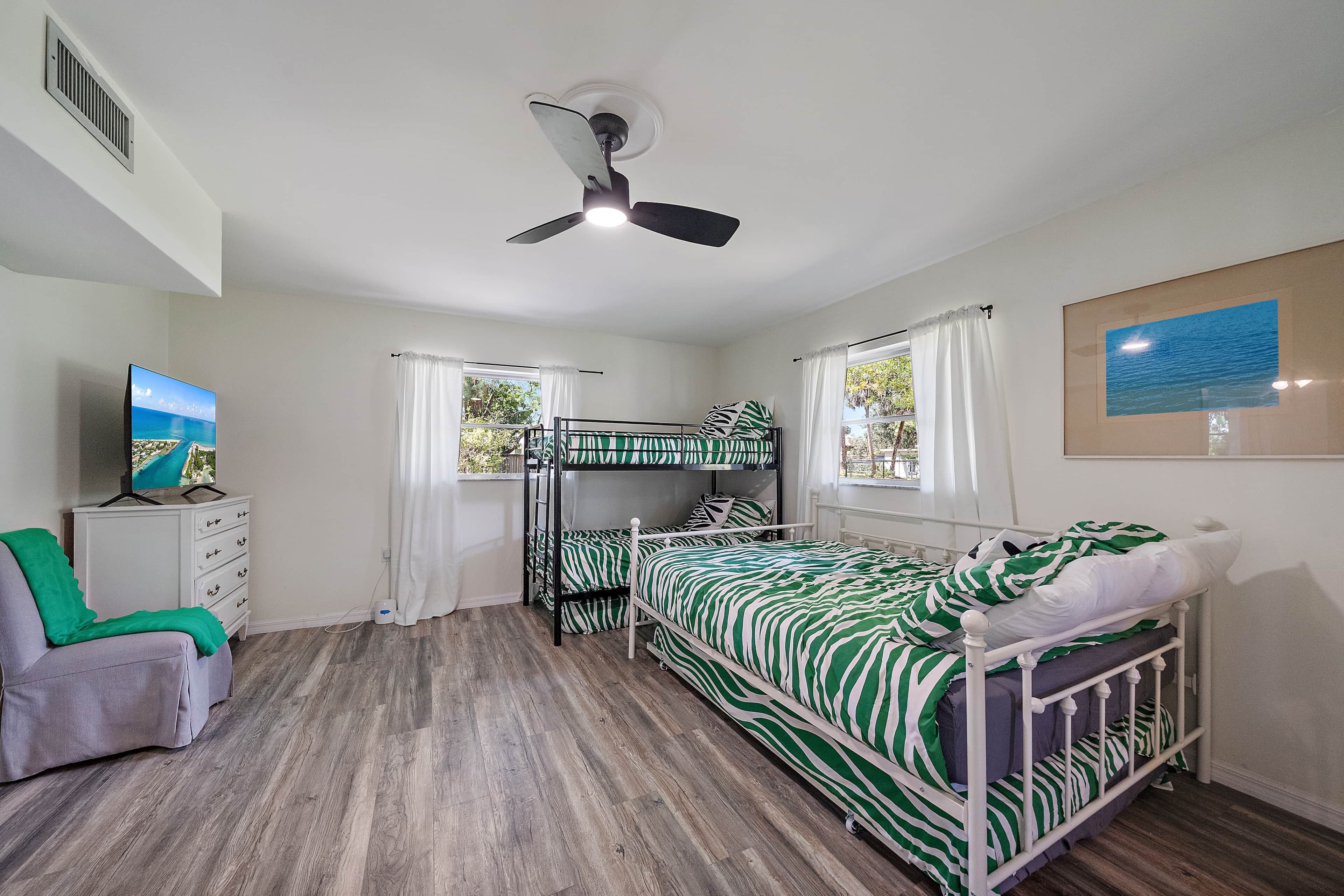 1 bedroom, WiFi, bed sheets