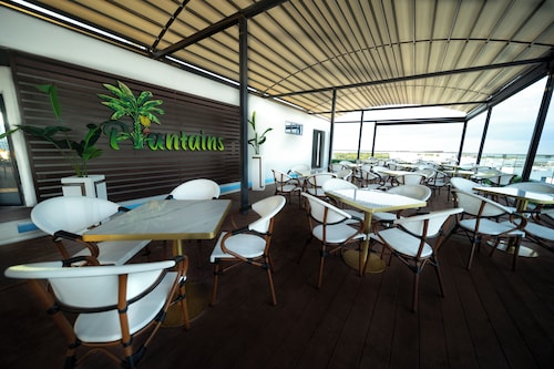 Zenses Hotel in Caye Caulker