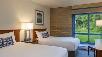 2 bedrooms, iron/ironing board, Internet, bed sheets