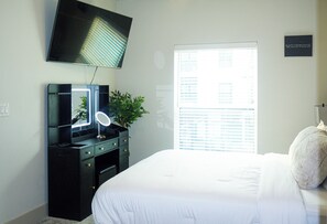 1 bedroom, desk, iron/ironing board, free WiFi