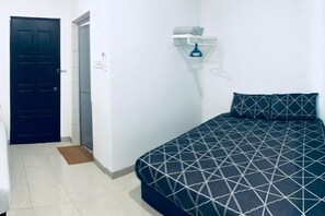 Room - LunaStay (Shared Common Area) (Sungai Seluang)