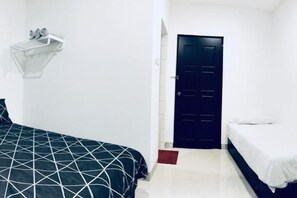 Unclassified image, 3 of 19, button - LunaStay (Shared Common Area) (Sungai Seluang)