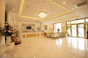 Lobby - Vienna Royal Hotel Bac Ninh (Bac Ninh)