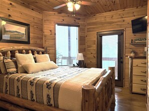 4 chambres, fer et planche à repasser, accès au Wi-Fi (inclus)