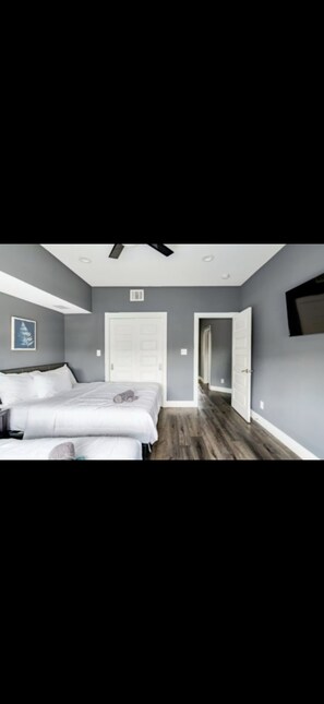 3 makuuhuonetta, silitysrauta/-lauta, Wi-Fi, vuodevaatteet