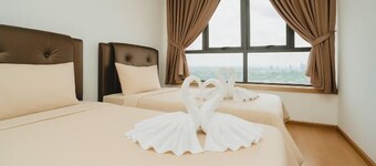 KingsBay Floral Haven 3BR 8pax Sea View