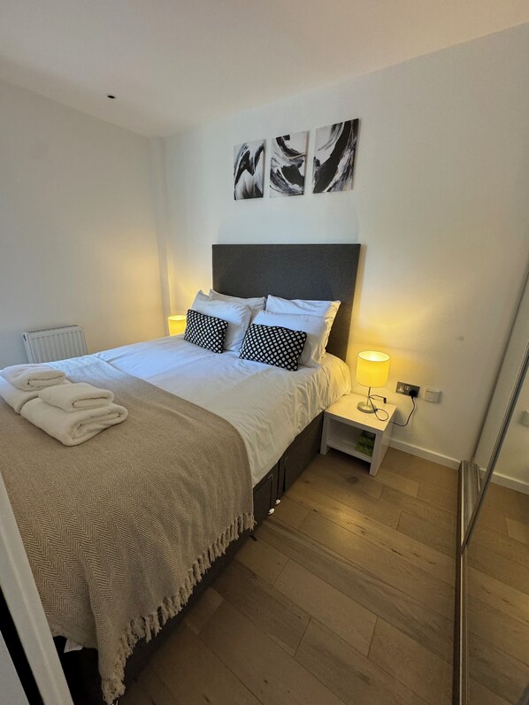 1 bedroom, iron/ironing board, Internet, bed sheets