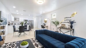 Living area - Inviting 3-Bedroom Getaway - Minutes from NOLA Flavor (New Orleans)