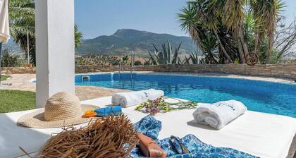 Casa Madrigueras Algodonales by Ruralidays