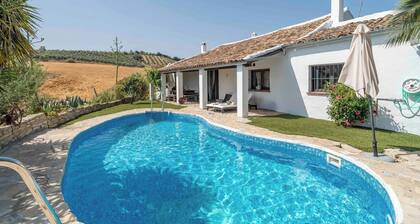Casa Madrigueras Algodonales by Ruralidays