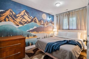 4 habitaciones, caja de seguridad en la habitación y escritorio