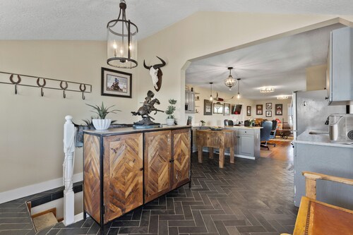 Farm style home in the heart of wine country, with acreage and a hot tub!