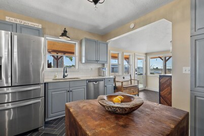 Farm style home in the heart of wine country, with acreage and a hot tub!