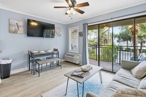 Älytelevisio, kirjoja