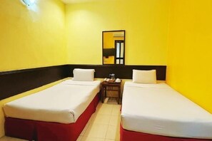 Room - Grand Far East Hotel (Masai)