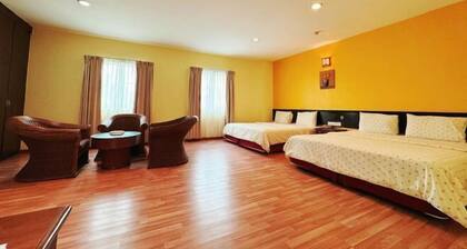 Grand Far East Hotel