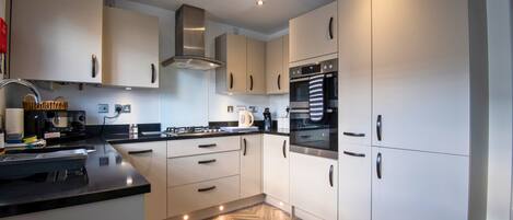 Microwave, oven, stovetop, dishwasher