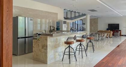 Merbau Luxurious Villa Senggigi by The Lavana
