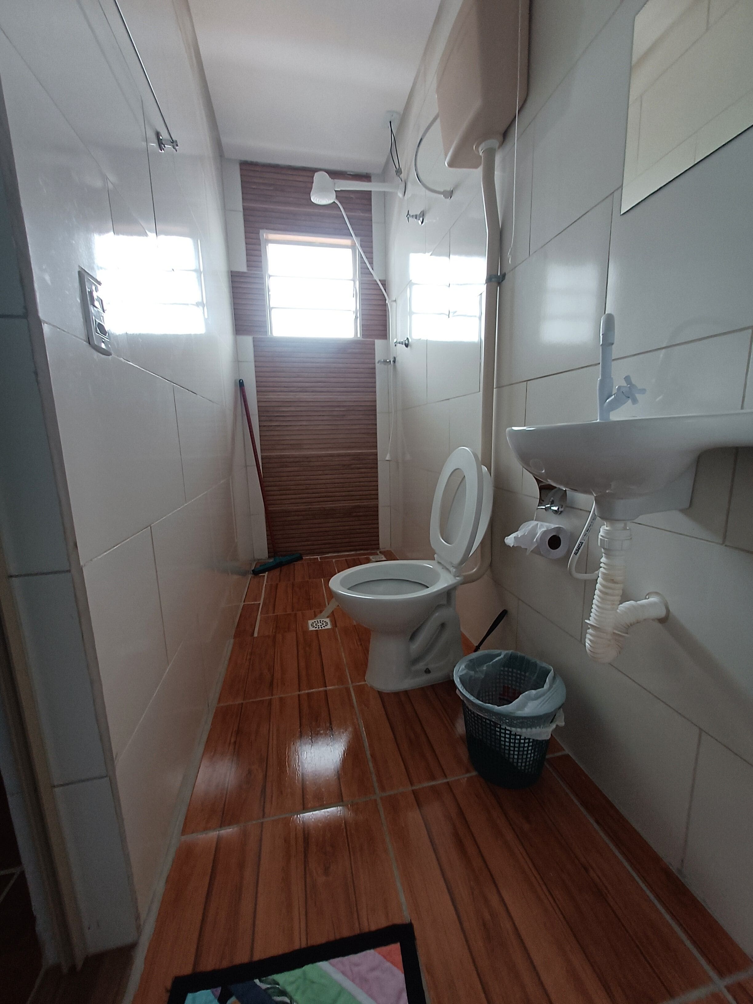 Basic Triple Room, Courtyard View | Laptop workspace, free WiFi, wheelchair access