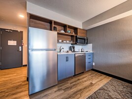 Caja de seguridad en la habitación y escritorio 