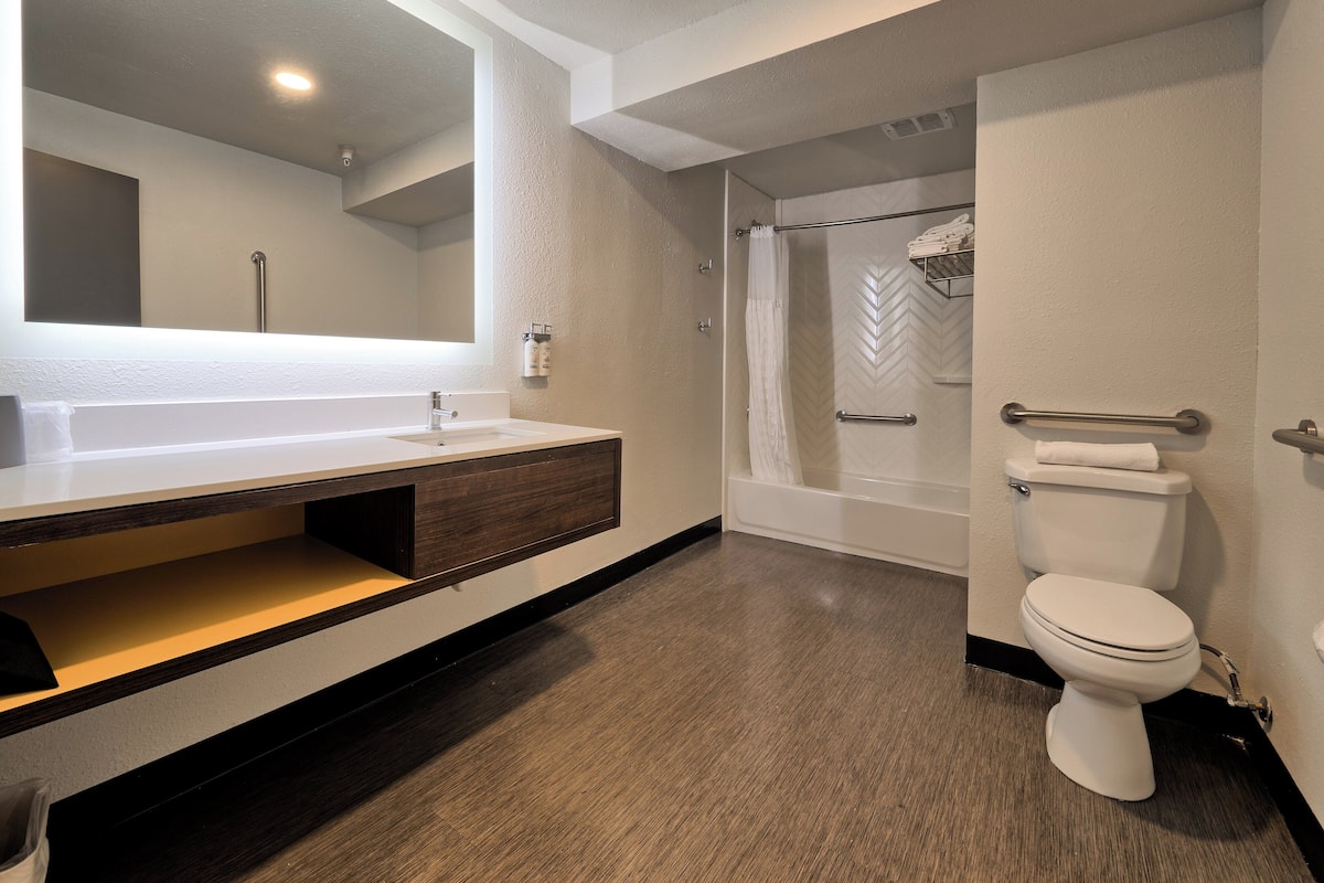 Coffres-forts dans les chambres, bureau