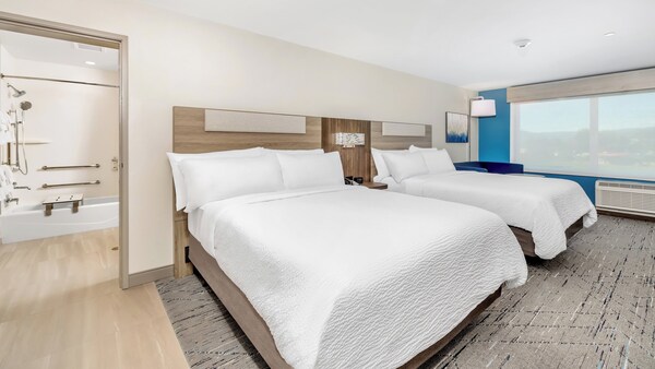 Holiday Inn Express & Suites Roseburg North By Ihg - Roseburg, OR