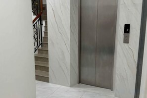 Unclassified image, 4 of 9, button - Signy House Saigon Center - Nguyen Trai (Ho Chi Minh City)